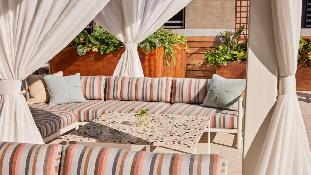Kimpton Hotel Palomar Phoenix Cityscape By Ihg Bagian luar foto