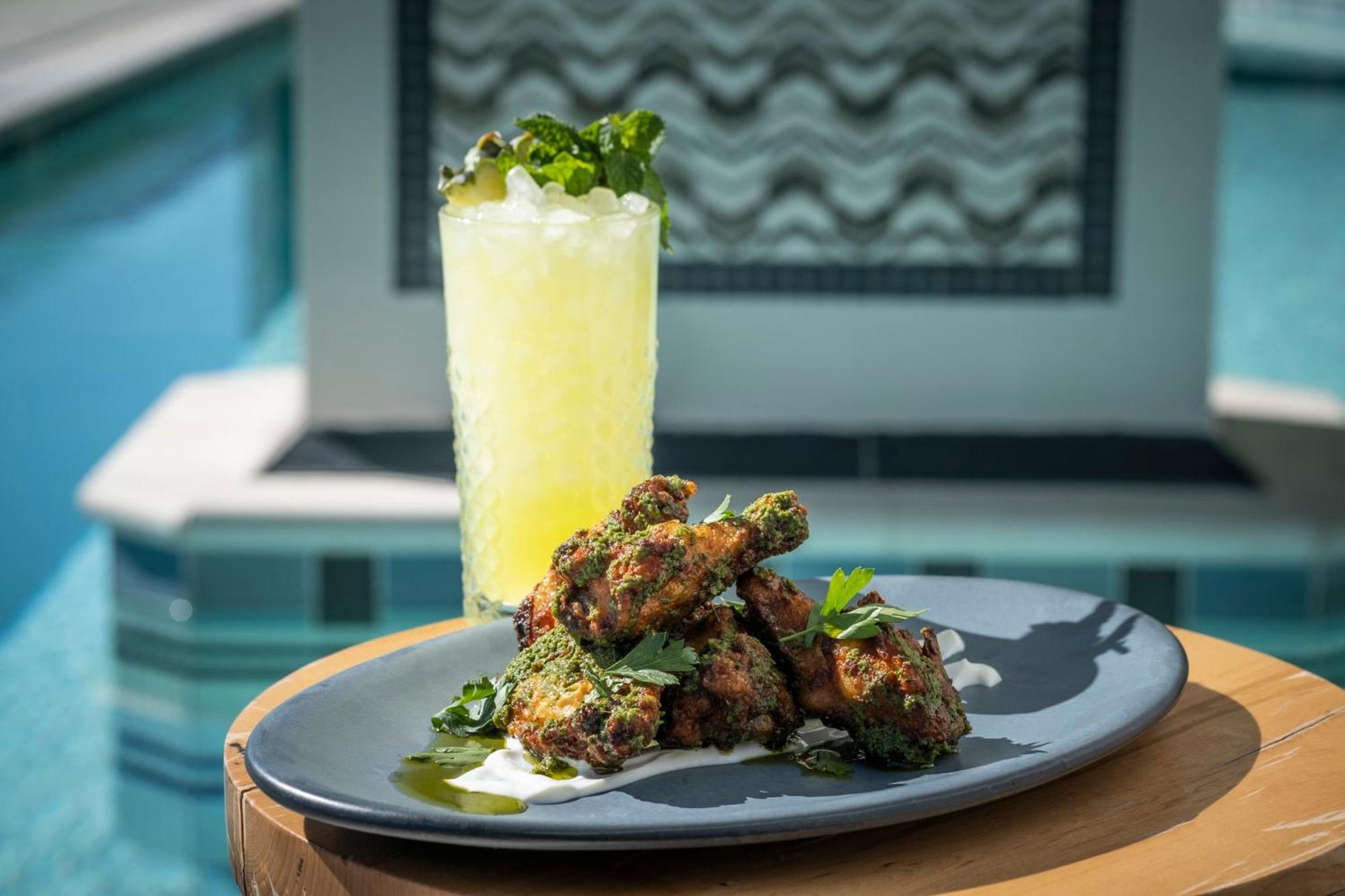 Kimpton Hotel Palomar Phoenix Cityscape By Ihg Bagian luar foto